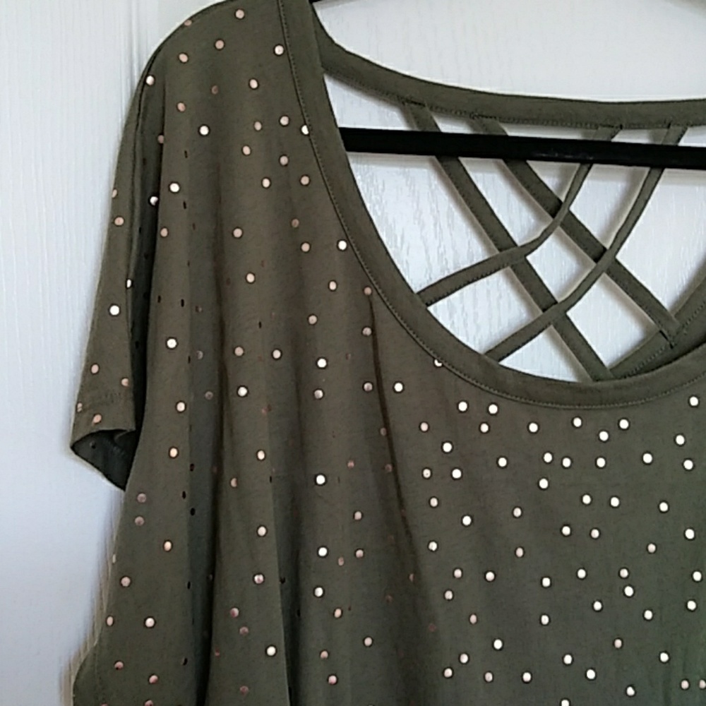 Lane Bryant lattice back top NWT